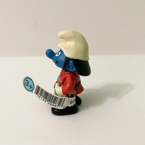 Vintage Smurfs Fireman Firefighter Figure Peyo PVC Toy Figurine - Picture 2 of 13